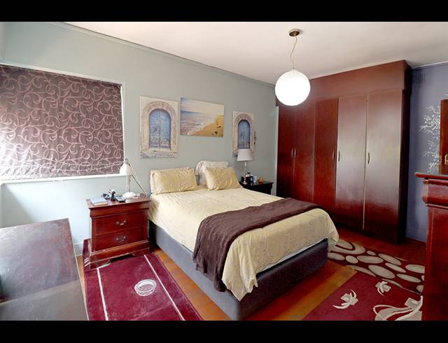 5 BEDROOM FREEHOLD FOR SALE IN LINKSFIELD